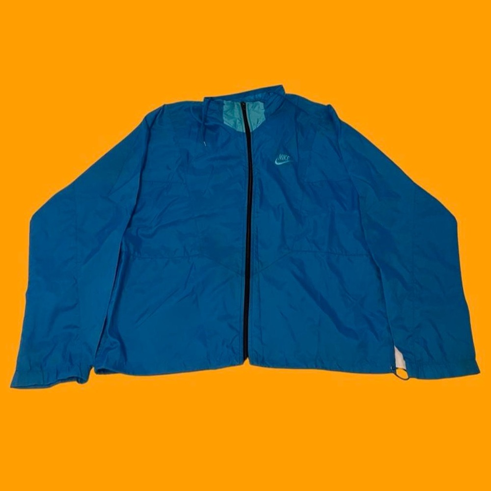 Vintage 90’s Nike Two Tone Blue Windbreaker
Jacket